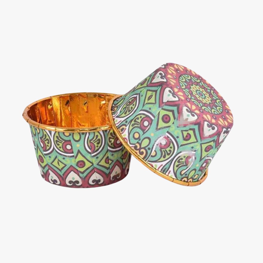 Metallic baking cup